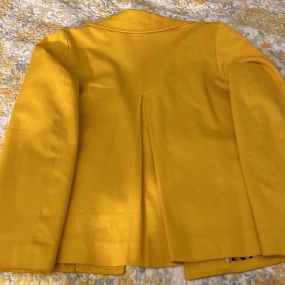 Jacket 🧥 - Picture 4 of 4